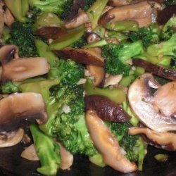 Broccoli and Mushrooms in Oyster Sauce