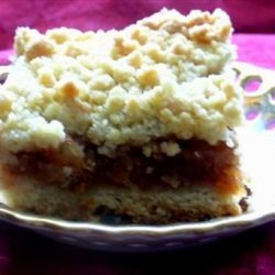 Apple Cake with a Crumble Topping