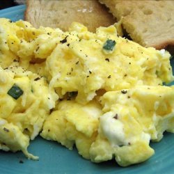 Cream Cheese Scrambled Eggs, 309cals Per Serve