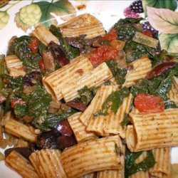 Penne With Spinach, Tomatoes and Olives