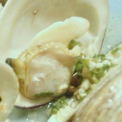 Grilled Clams With Garlicky White Wine Sauce