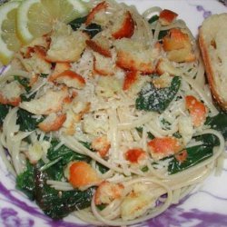 Pasta With Lemon, Spinach, Parmesan and Bread Crumbs