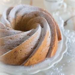 Apple and Pear Bundt Cake