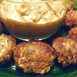 Mini Crab Cakes with Remoulade Sauce