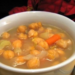 Tunisian Garlic and Chickpea Soup