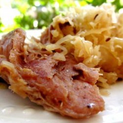 Crock Pot Country-Style Ribs and Sauerkraut