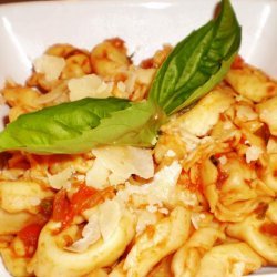 Cheese Tortellini With Basil Sauce