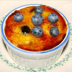 Lemon Pudding Brulee With Blueberries