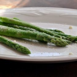 Asparagus With Butter and Parmesan Cheese