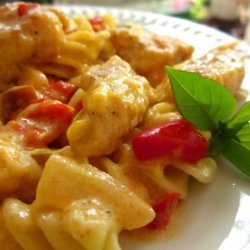 Pasta With Chicken and Pepper-Cheese Sauce