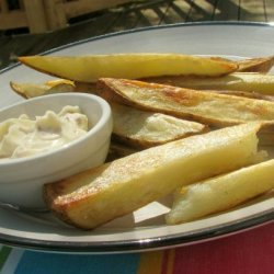 Golden Roasted Potatoes With Chile Mayonnaise