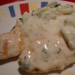 Grilled Chicken Breast With Yogurt and Cucumber Sauce