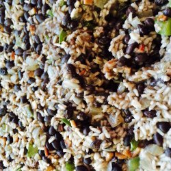 Moros Y Cristianos (Black Beans and Rice)