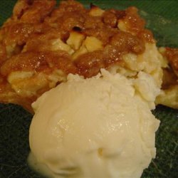 Apple Sour Cream Pie