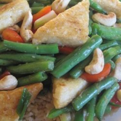 Laquered Tofu Triangles With Green Beans and Cashews