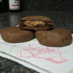 Chocolate Cookies With Creamy Peanut Butter Filling