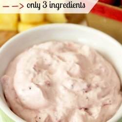 Strawberry-Yogurt Dip