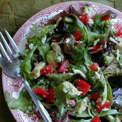 Green Salad With Mozzarella and Tomatoes