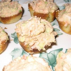 Goat's Cheese, Avocado & Smoked Salmon Cups