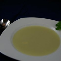 Skorthózoumi (Greek Garlic Soup)