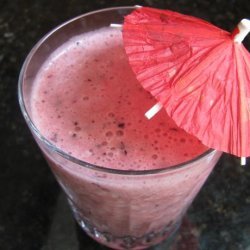 Cantaloupe, Berry and Pineapple Smoothie