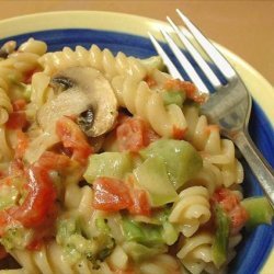 Pasta,Mushrooms and Broccoli W/ Creamy Tomato Sauce