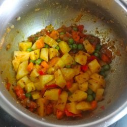 Potato Curry With Peas and Carrots