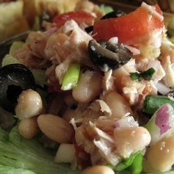 White Bean, Tuna and Tomato Salad