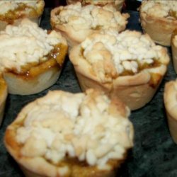 Apple Pies Made in a Muffin Pan