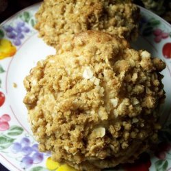 Apple Streusel Cheddar Muffins