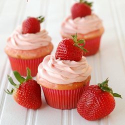Strawberry Cream Cheese Cupcakes