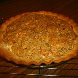 Apple Crumb Cheesecake Pie