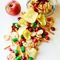 Caramel Apple Snack Mix