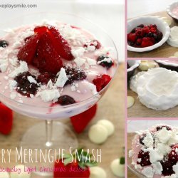Berries with Baked Meringue