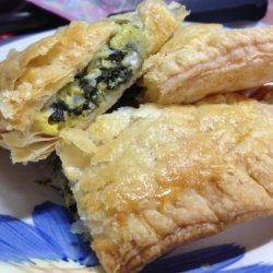 Spinach Pie in Puff Pastry (Spanakopita)