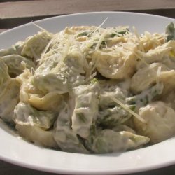 The Realtor's Creamy Cheese Tortellini With Asparagus