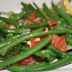 Green Beans Braised With Tomatoes and Basil