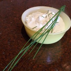 Sour Cream and Chives Dip