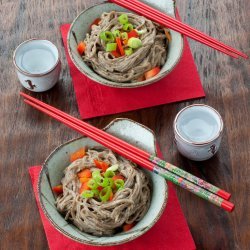 Cold Noodle Salad With Spicy Peanut Sauce