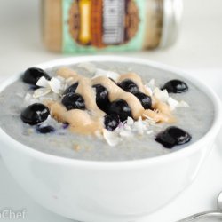 Oatmeal With Blueberries and Coconut