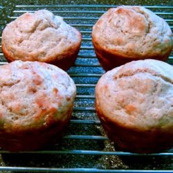 Applesauce Oat Muffins