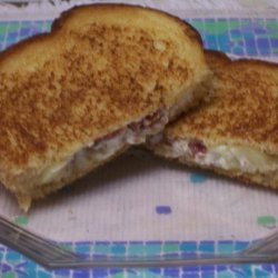 Grilled Apple, Cream Cheese, and Bacon Sandwiches