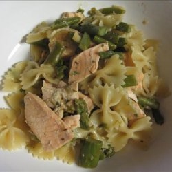 Penne with Salmon and Asparagus