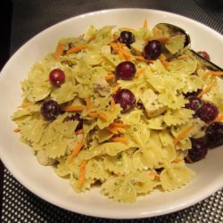 Pesto Chicken Salad With Red Grapes