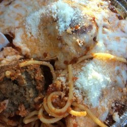 Mozzarella Meatballs & Spaghetti