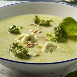 Tortellini Broccoli Soup