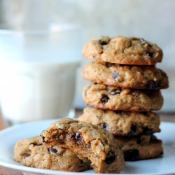 Chocolate & Peanut Butter Chip Oatmeal Cookies