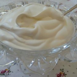 Schlagsahne (Sweetened Cream Topping)