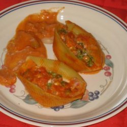 Stuffed Shells With Prosciutto and Peas