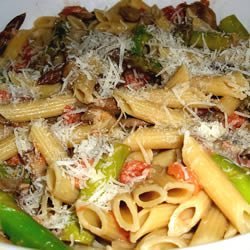 Penne with Asparagus and Mushrooms